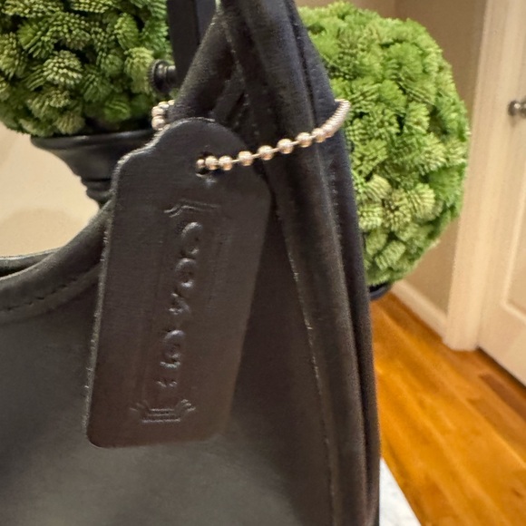 Vintage Coach Mini Ergo - 1998 - Costa Rica - Black - Beautiful Condition - Picture 3 of 11